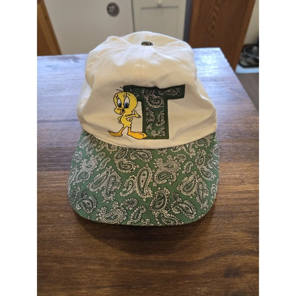 Vintage‎ Tweety Bird Baseball Cap Strap Back Paisley